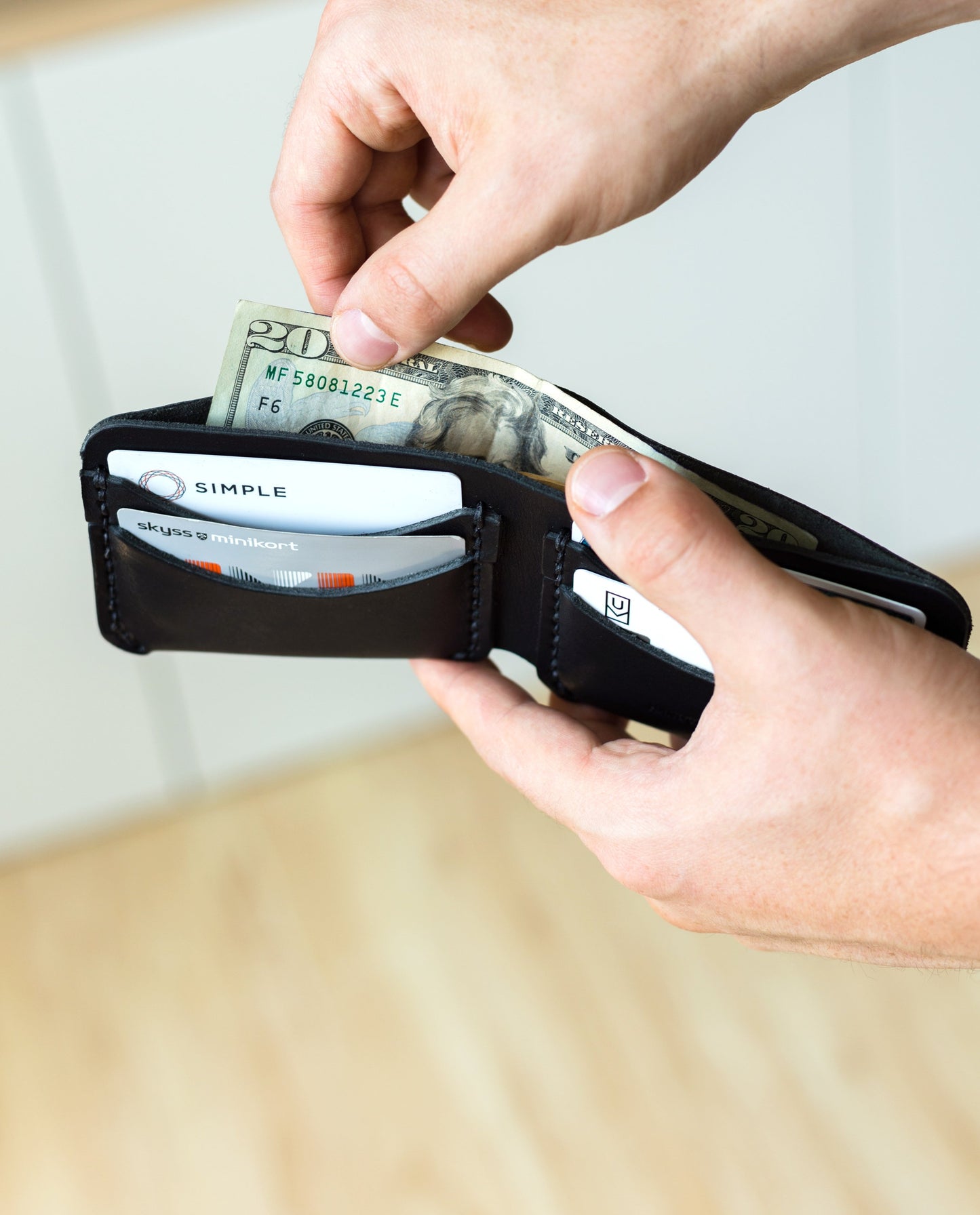 Bifold Wallet (Black)